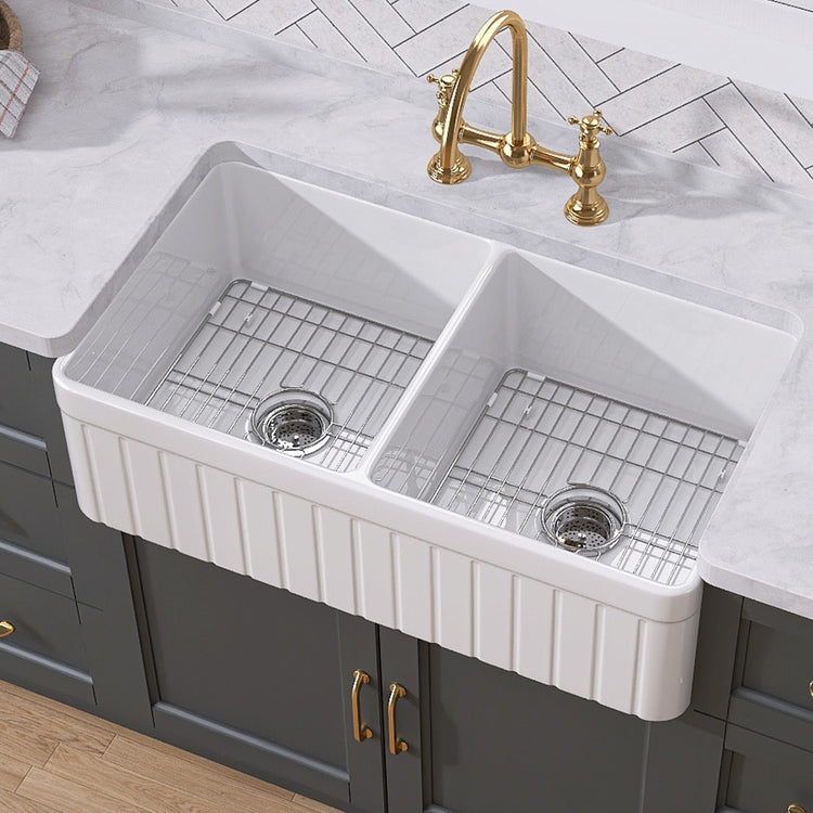 BESTGO Farmhouse Sink Double Bowl 33 x 18 Inch White Kitchen Sink Apron Fireclay Farm Sink Reversible Decor Fluted Undermount Kitchen Sink with Custom Bottom Grid and Sink Strainer